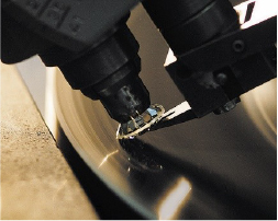 「トリプルエクセレント」と「正方形」を満たす希少なダイアモンド